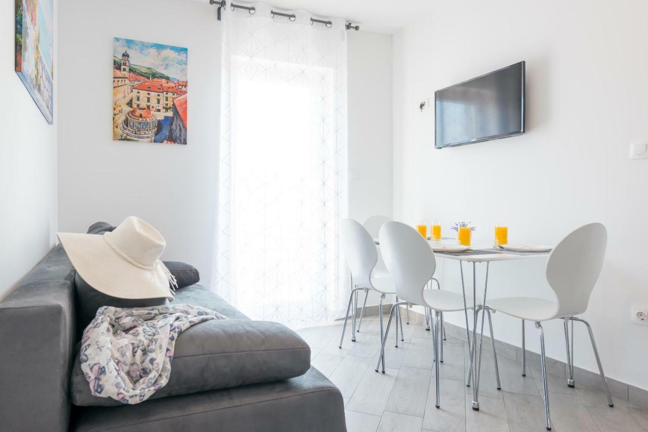 Guesthouse Pezo Мокошиця Екстер'єр фото